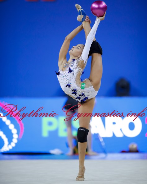 DINA__AVERINA.jpg